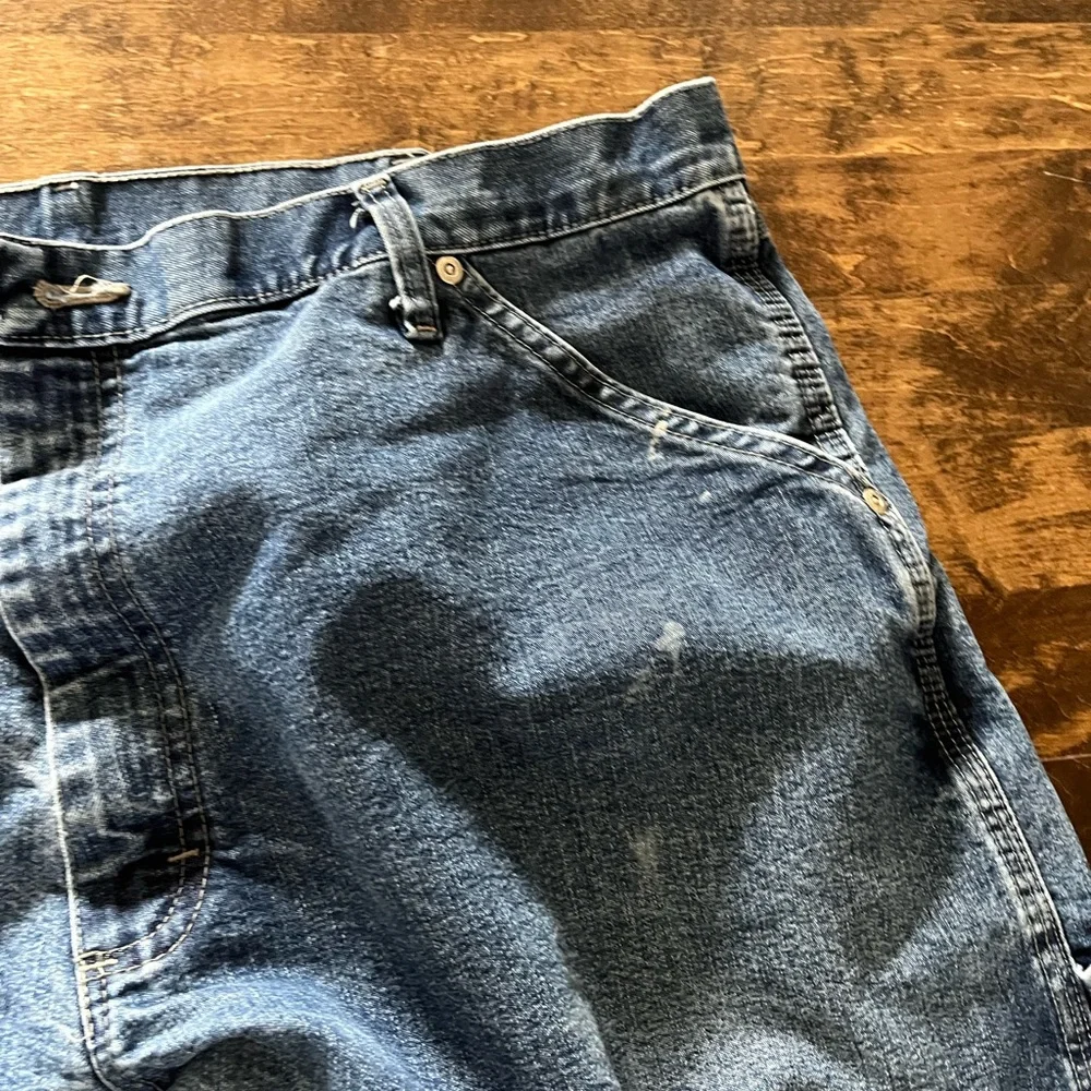 Wrangler Men's Relaxed carpenter Jeans in Classic Blue
